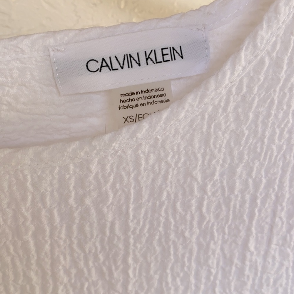 Calvin Klein Crinkle Top - Picture 4 of 8